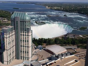 HILTON NIAGARA FALLS/FALLSVIEW HOTEL & SUITES - Updated 2024 Prices ...