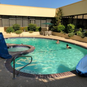 LA QUINTA INN & SUITES BY WYNDHAM TACOMA - SEATTLE $88 ($̶1̶6̶9̶) - Updated  2023 Prices & Hotel Reviews - WA