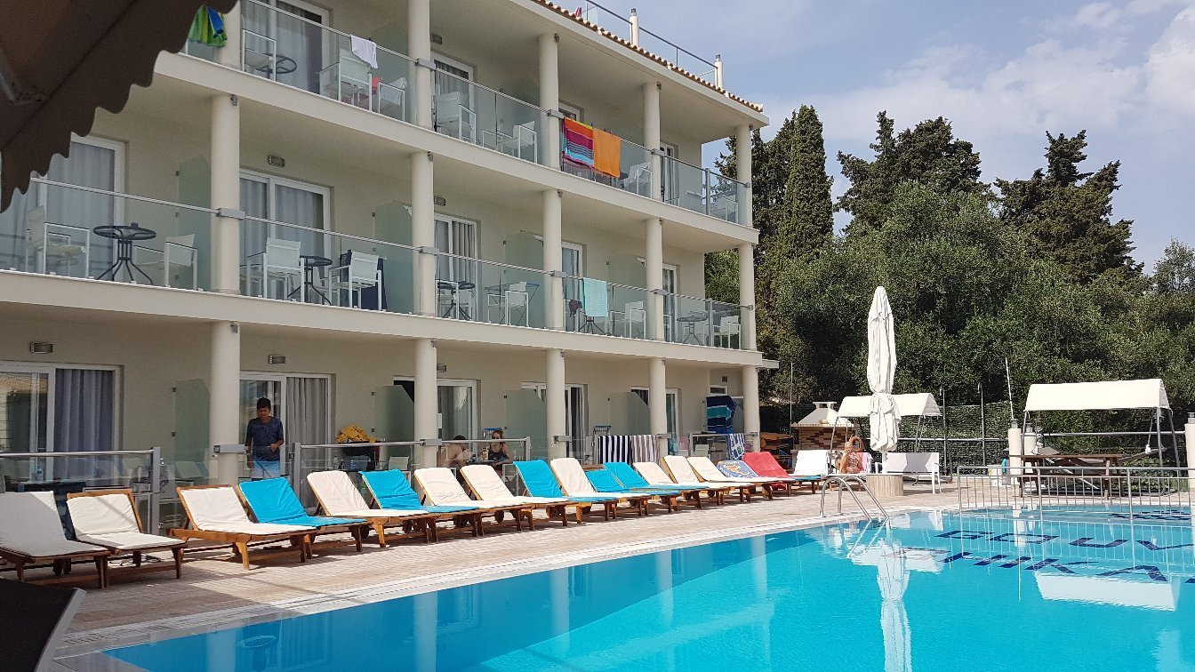 Gikas Aparthotel Bar or Lounge: Pictures & Reviews - Tripadvisor