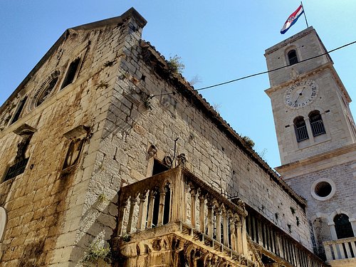 Medieval landmarks of Šibenik - 4 fortresses and a World Heritage List  cathedral - RealCroatia