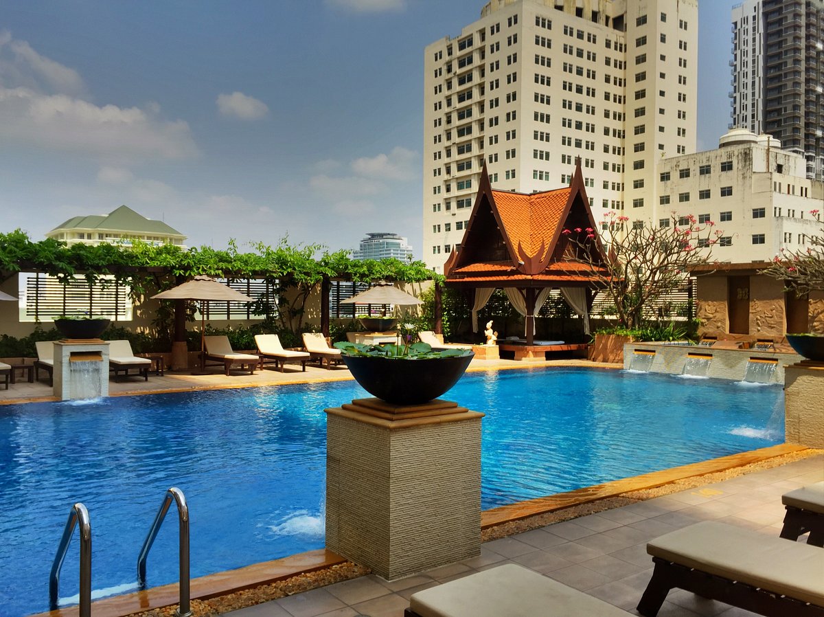 蘇閣索酒店，位於曼谷的飯店