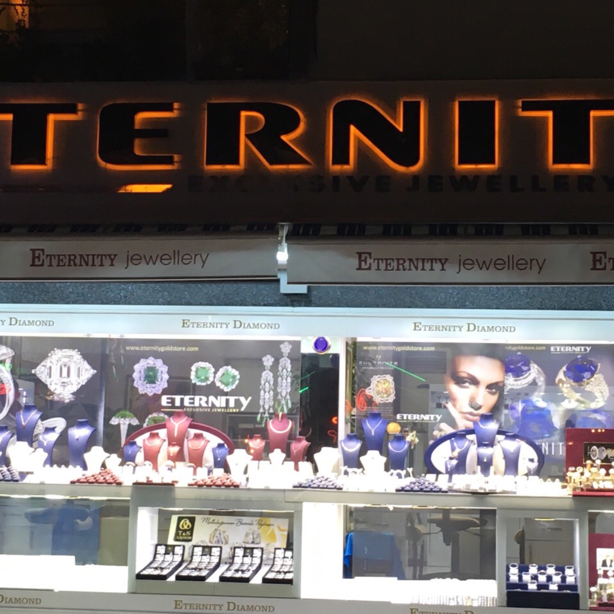 Eternity jewellers store