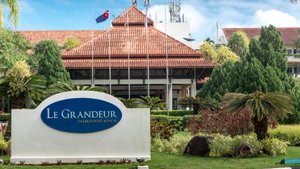 Le Grandeur Palm Resort Johor in Senai, image may contain: Villa, Hotel, Resort, Grass