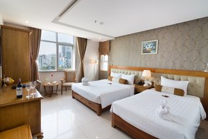 Room & Suite