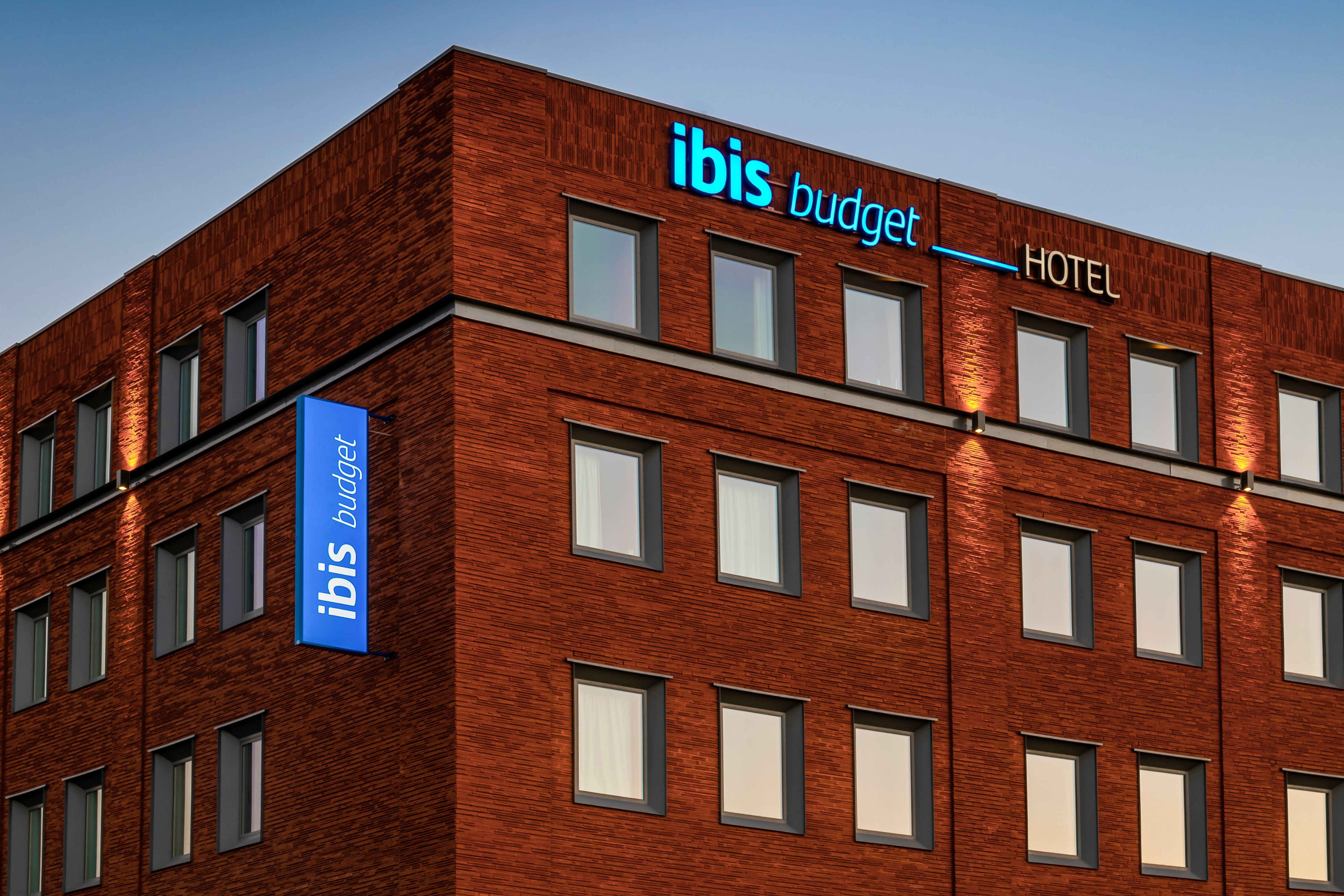 IBIS BUDGET GENT CENTRUM DAMPOORT - Updated 2024 Prices & Hotel Reviews ...