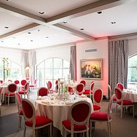 Salle du restaurant du Château Sainte Sabine