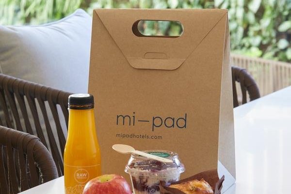 Breakfast box