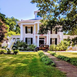 Allegiance Bed and Breakfast with "Liberty"
