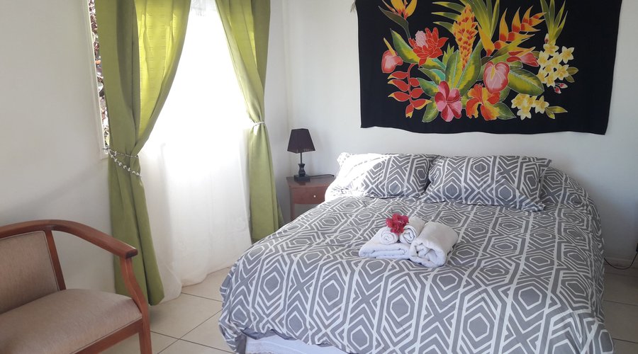 habitación doble y triple , ya que cuenta con una cama single adicional.