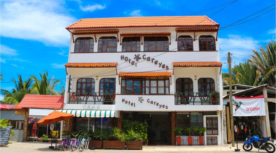 Fachada del Hotel