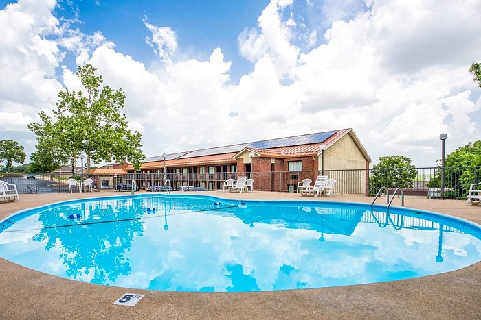 motels in branson mo with indoor pool        <h3 class=