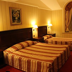 Splendid Boutique in Varna, image may contain: Hotel, Furniture, Bed, Bedroom