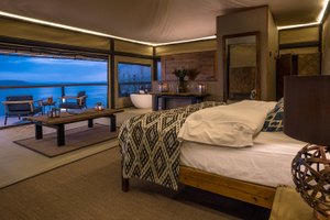 Room & Suite