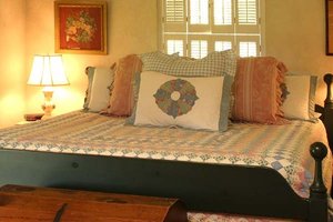 Room & Suite