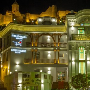 King Gorgasali Hotel