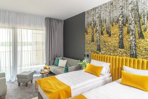 Room & Suite