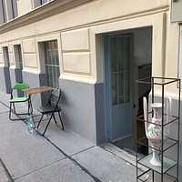 Eingang zur Galerie Kunst im Keller