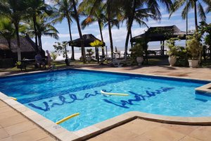Pool & Beach