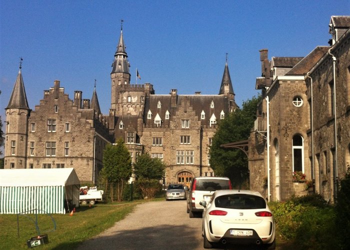 kasteel van Leignon.