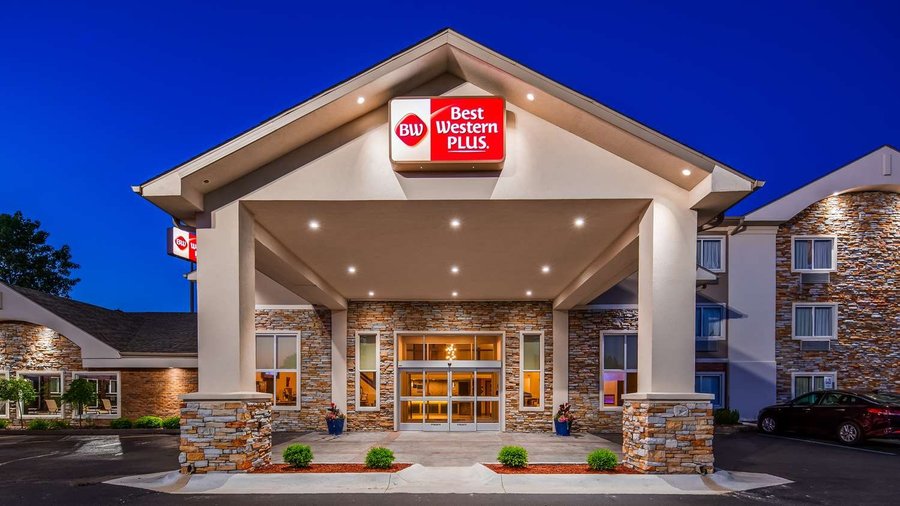 BEST WESTERN PLUS FLINT AIRPORT INN & SUITES $69 ($̶8̶0̶) - Updated ...