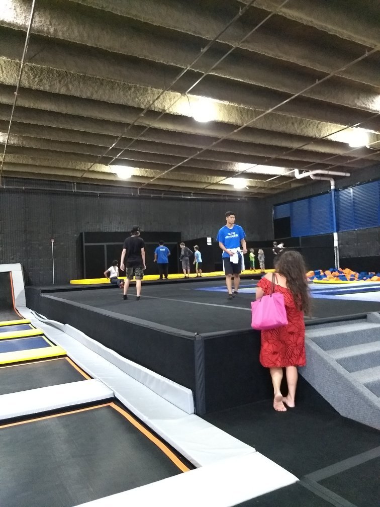 Nearest trampoline outlet place