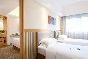 Room & Suite