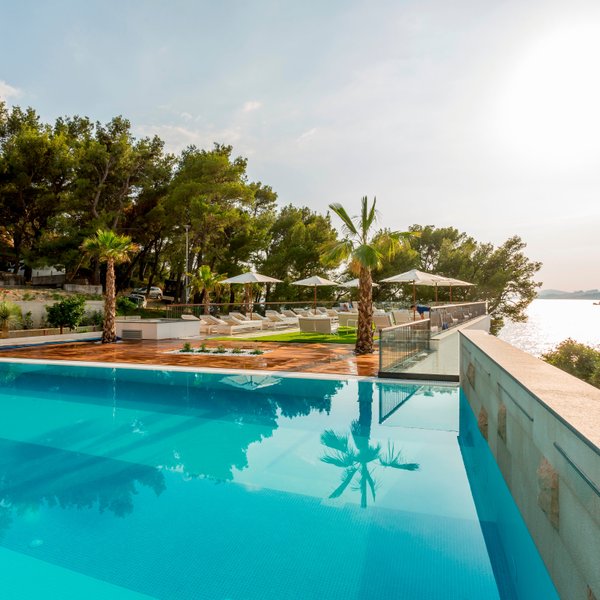 LE MERIDIEN LAV, SPLIT - Updated 2024 Prices (Croatia/Podstrana)