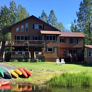 B&B is nestled next to a pristine Alpine lake, kayaking and canoeing complimentary.