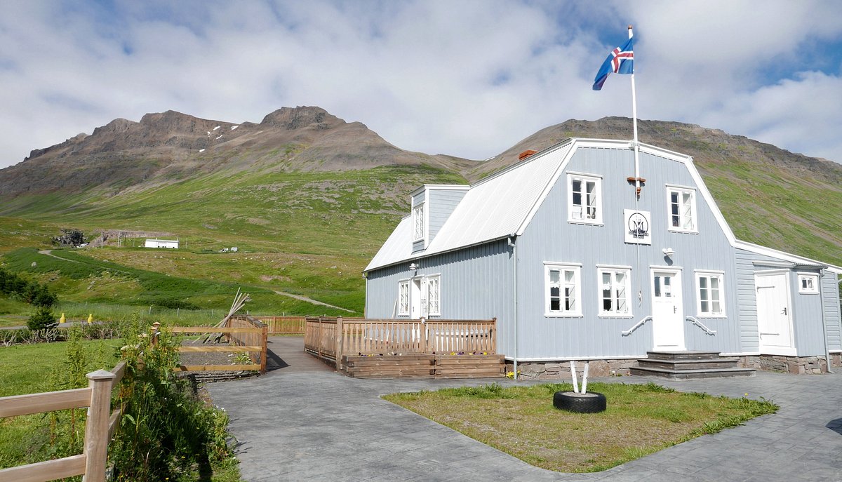 The Arctic Fox Centre (Sudavik) - All You Need to Know BEFORE You Go