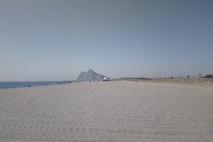Piscina e praia