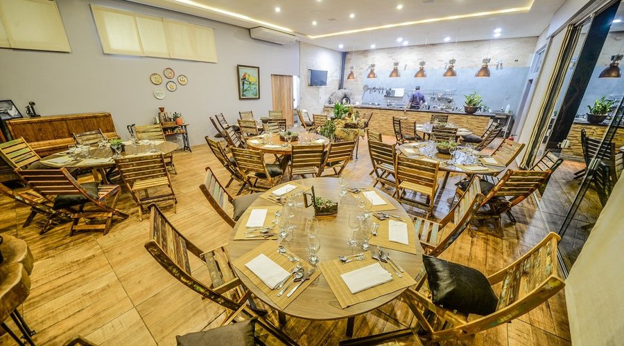 Salão preparado para grupo de 50 pessoas!