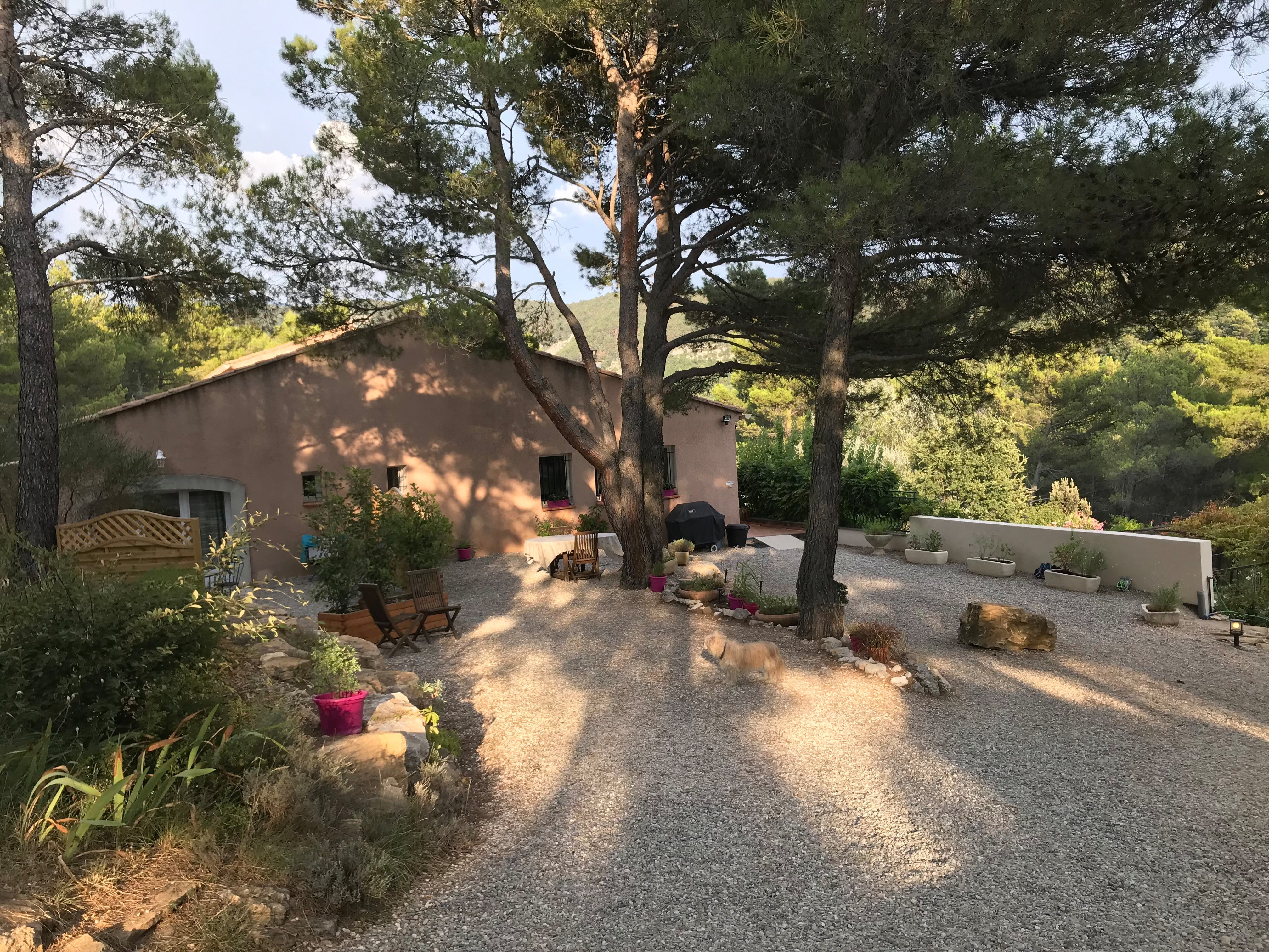 LA PINEDE DU BARROUX B&B (Le Barroux, Francia): Prezzi 2022 E Recensioni