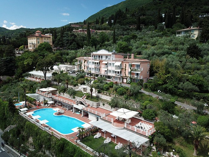 HOTEL VILLA FLORIDA - Prices & Reviews (Lake Garda/Gardone Riviera, Italy)