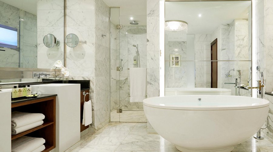Royal Suite Bathroom