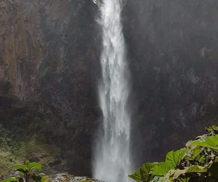 Waterfall San Roque image