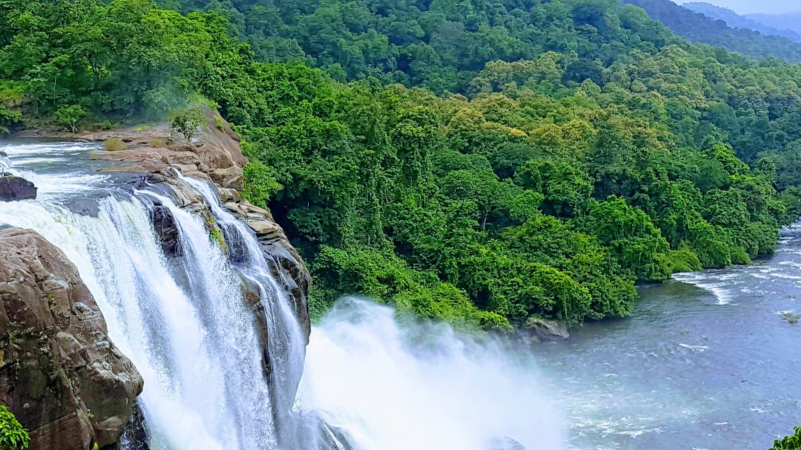 THE 10 BEST Hotels in Athirappilly for 2023 (from $20) - Tripadvisor