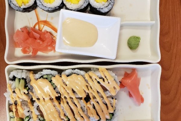 Order Taka Japanese Sushi and Thai Food Restaurant Delivery【Menu & Prices】, Windsor