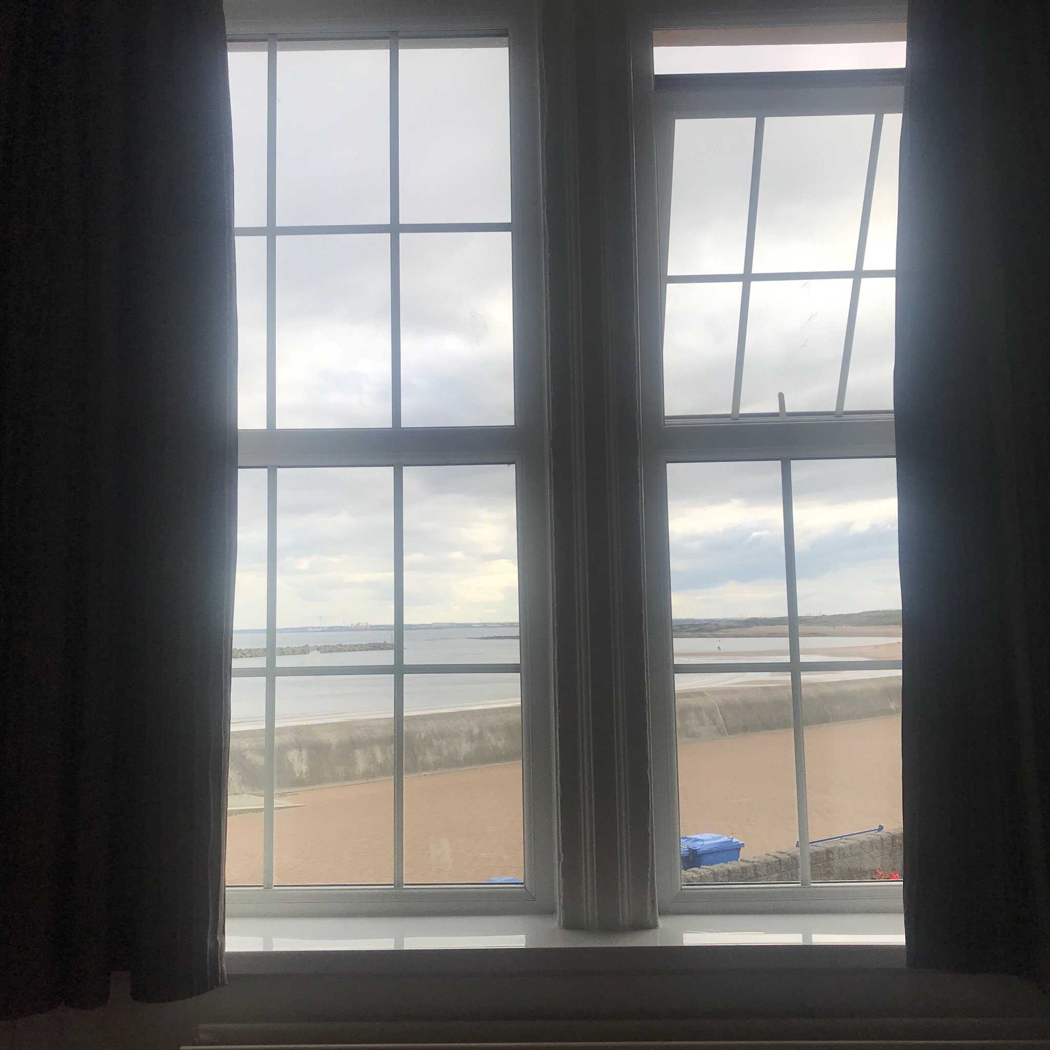 THE OLD SHIP (Newbiggin-by-the-Sea) - Guesthouse Reviews, Photos, Rate ...