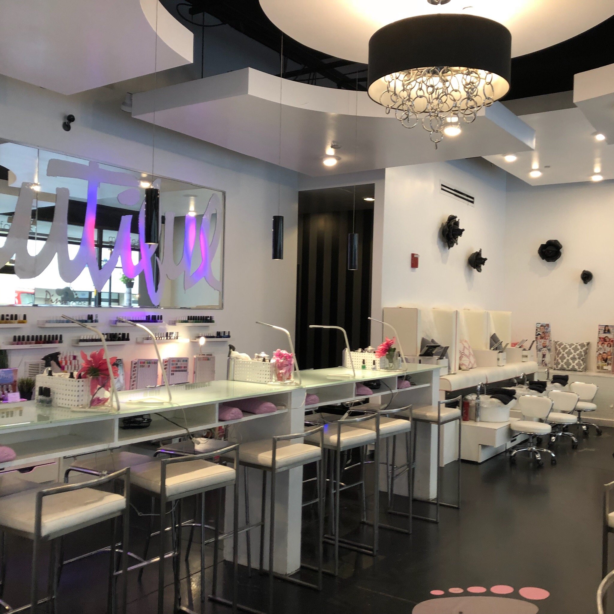 Nail Bar Services | Polished Nail Bar | Charlotte & Raleigh