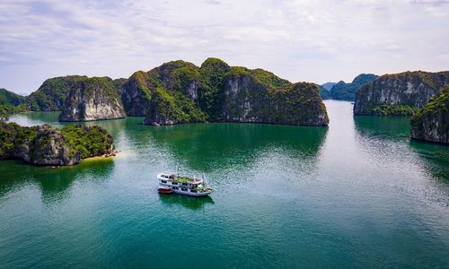 Cat Ba Island Cruises