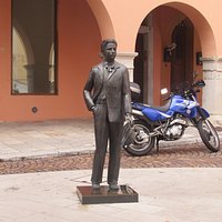 Statua di Carlo Michelstaedter