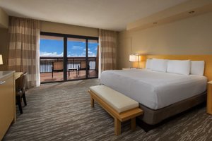 Room & Suite
