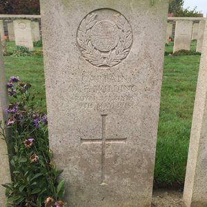 Le Touret Military Cemetery and Memorial (Richebourg) - Tripadvisor