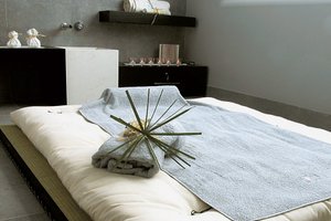 Room & Suite