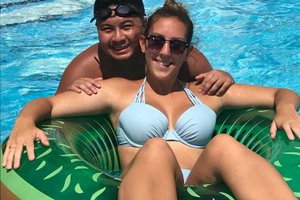 Pool & Beach