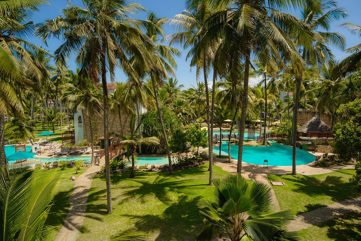 Sarova Whitesands Beach Resort &amp; Spa, hotel in Bamburi