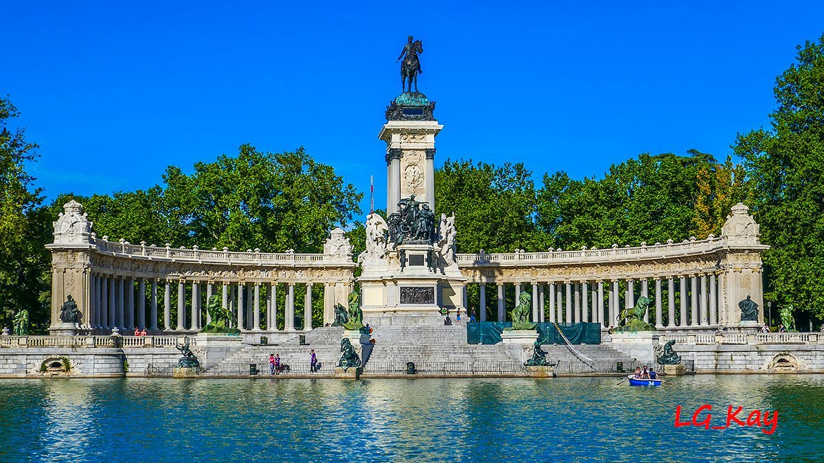 Monument to Alfonso XII - Wikipedia