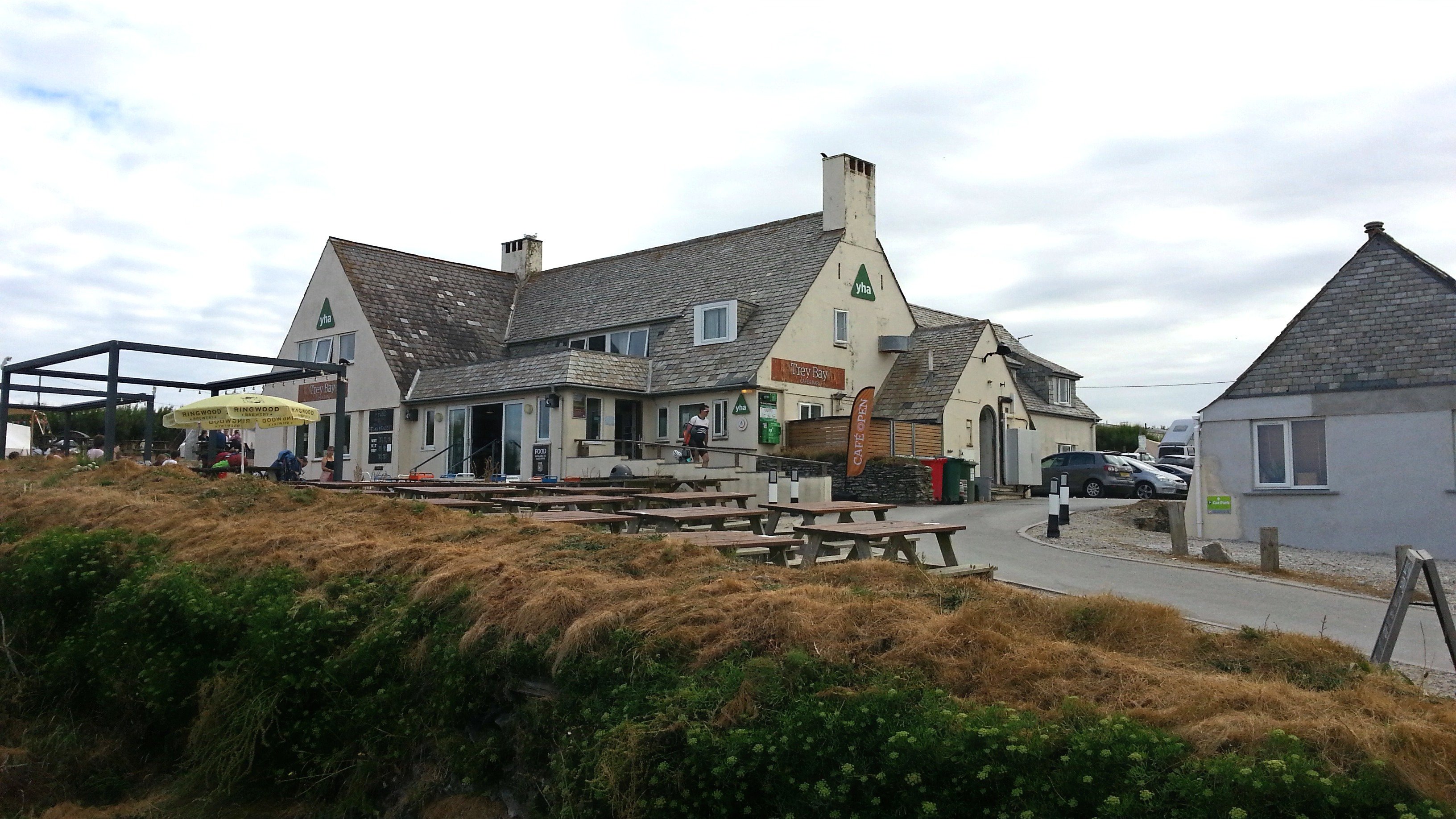 Treyarnon bay store youth hostel