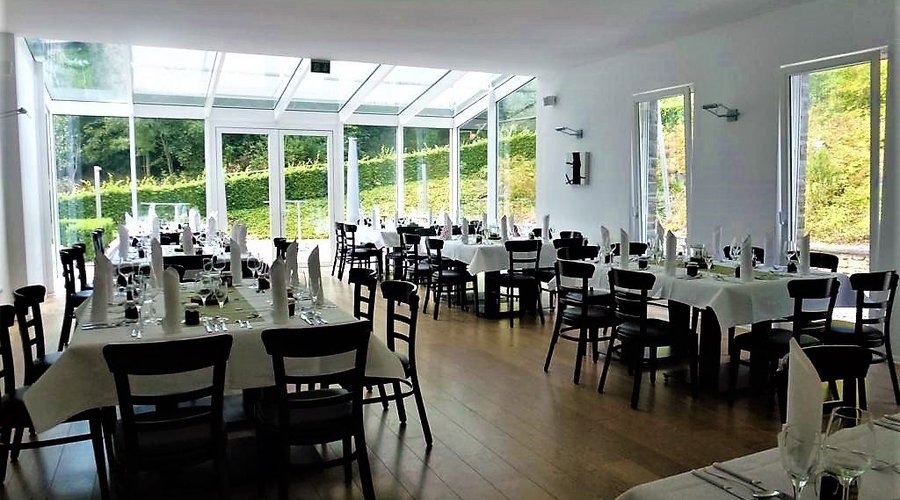 Schner Saal für Feiern,mit Ausgang tur Terrasse