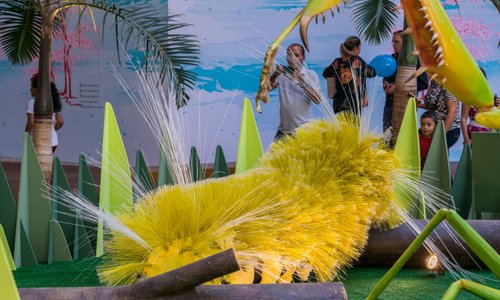 Exposição de insetos gigantes